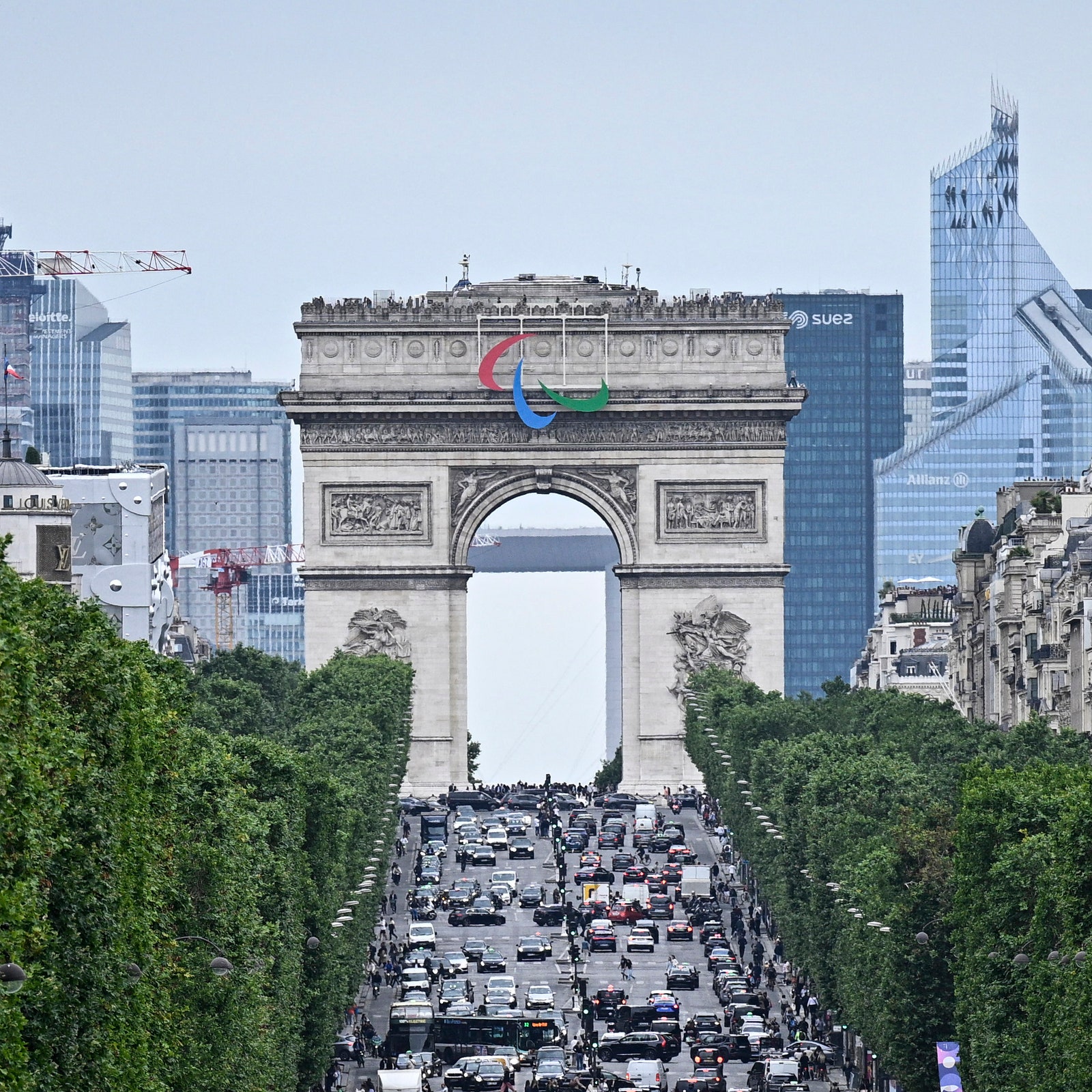 Une parade olympique des sportifs français va être organisée sur les Champs-Élysées !