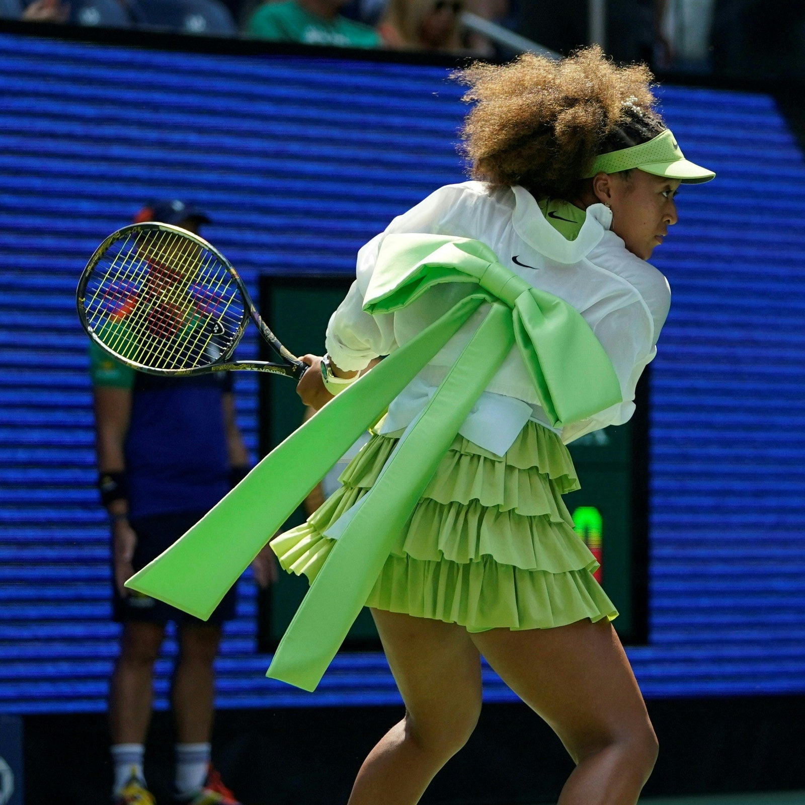 Mi-coquette mi-brat, le look de Naomi Osaka à l'US Open affole Internet