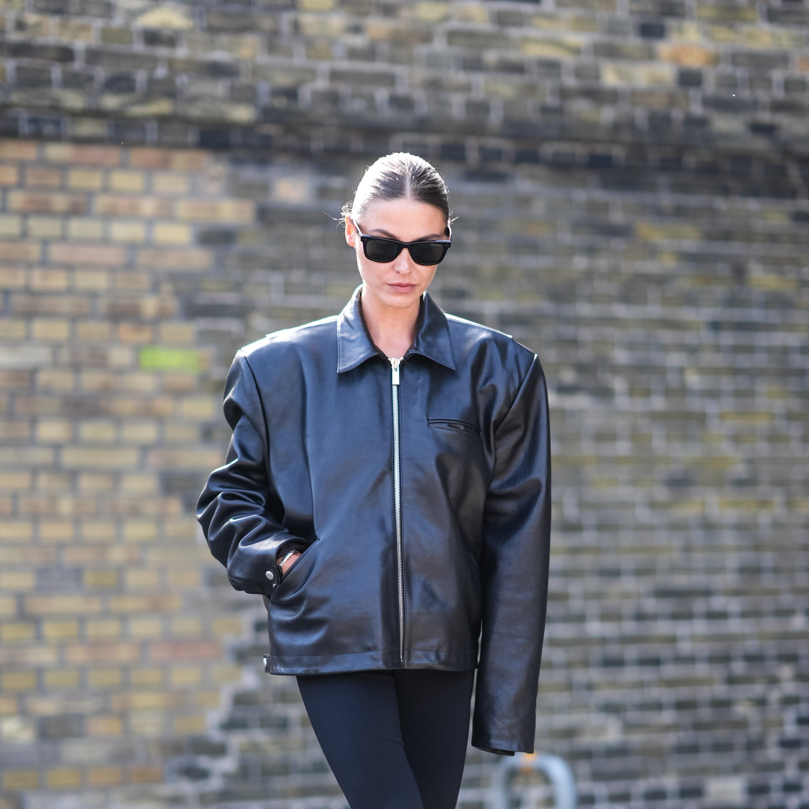 Athleisure : 4 looks pour (bien) porter la tendance au bureau