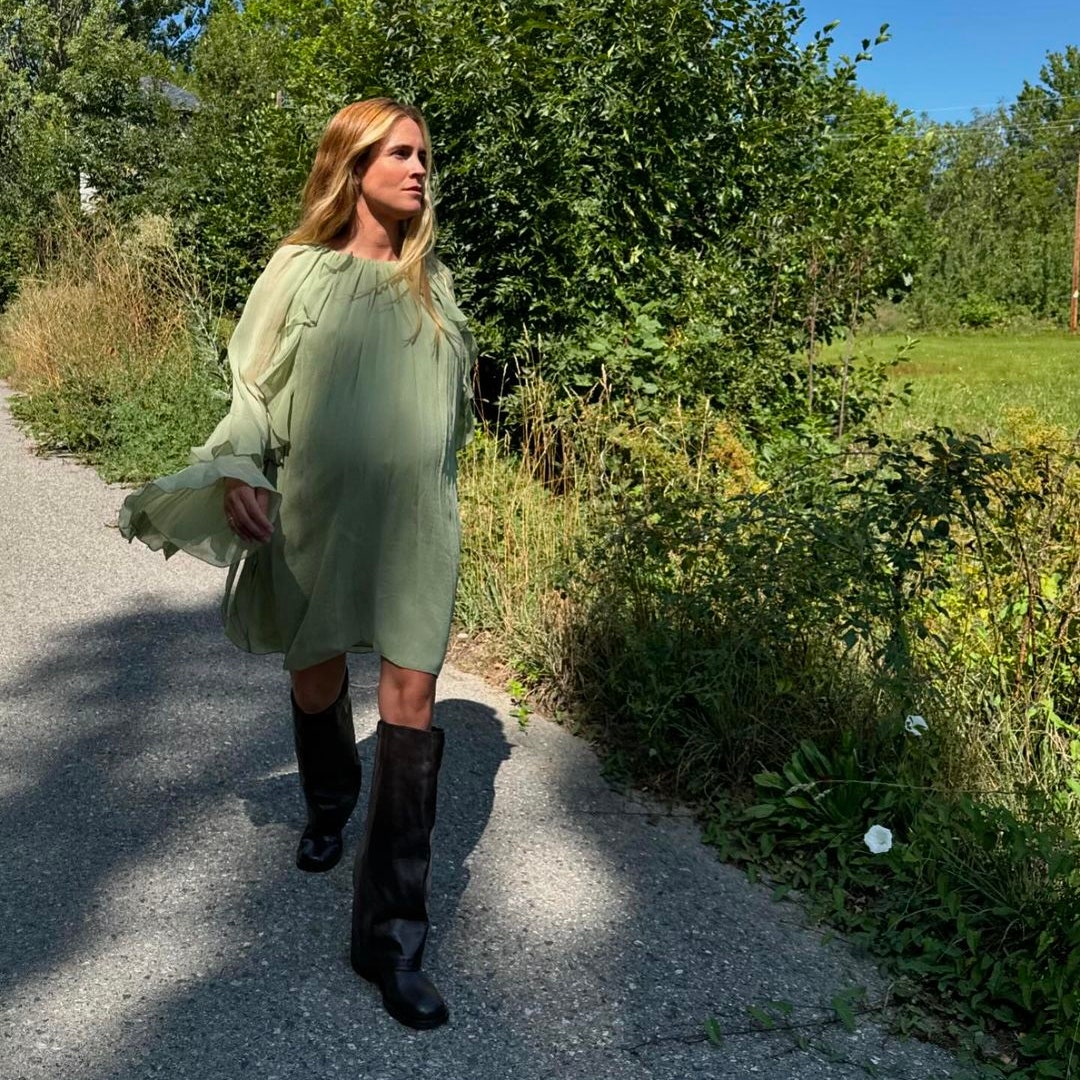 Cette tendance robe va avec toutes les bottes de l'automne