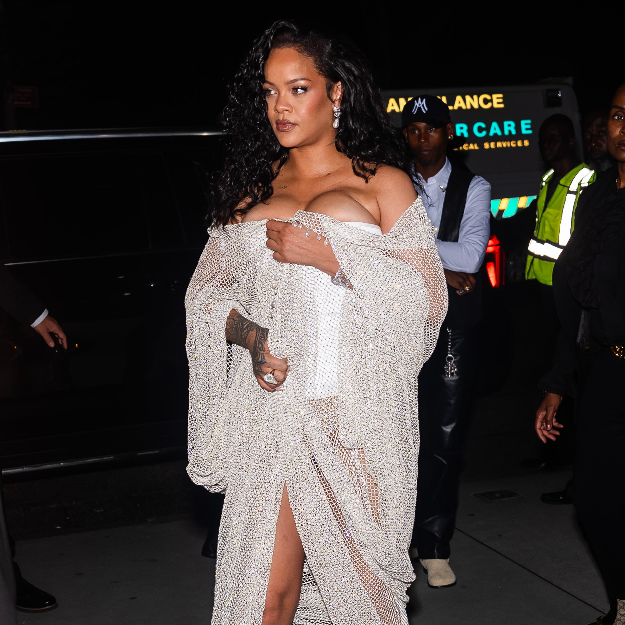 Rihanna makes a strong impression at the Alaïa fashion show in New York