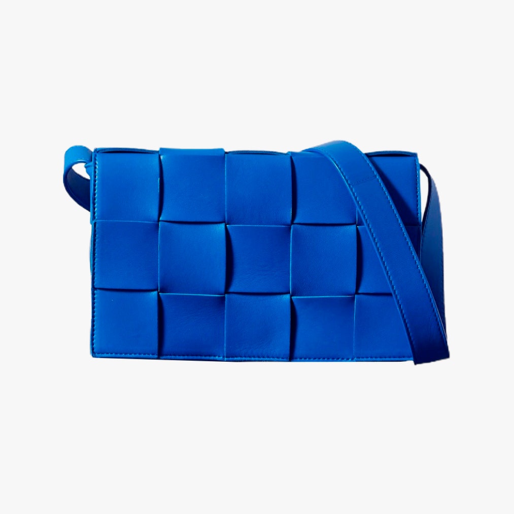 Bolsa Cassette Bottega Veneta en color azul