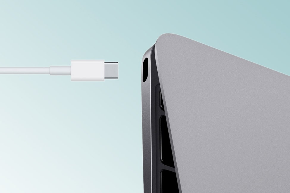 Life With the MacBook's Single Port Won't Be Easy&-Yet