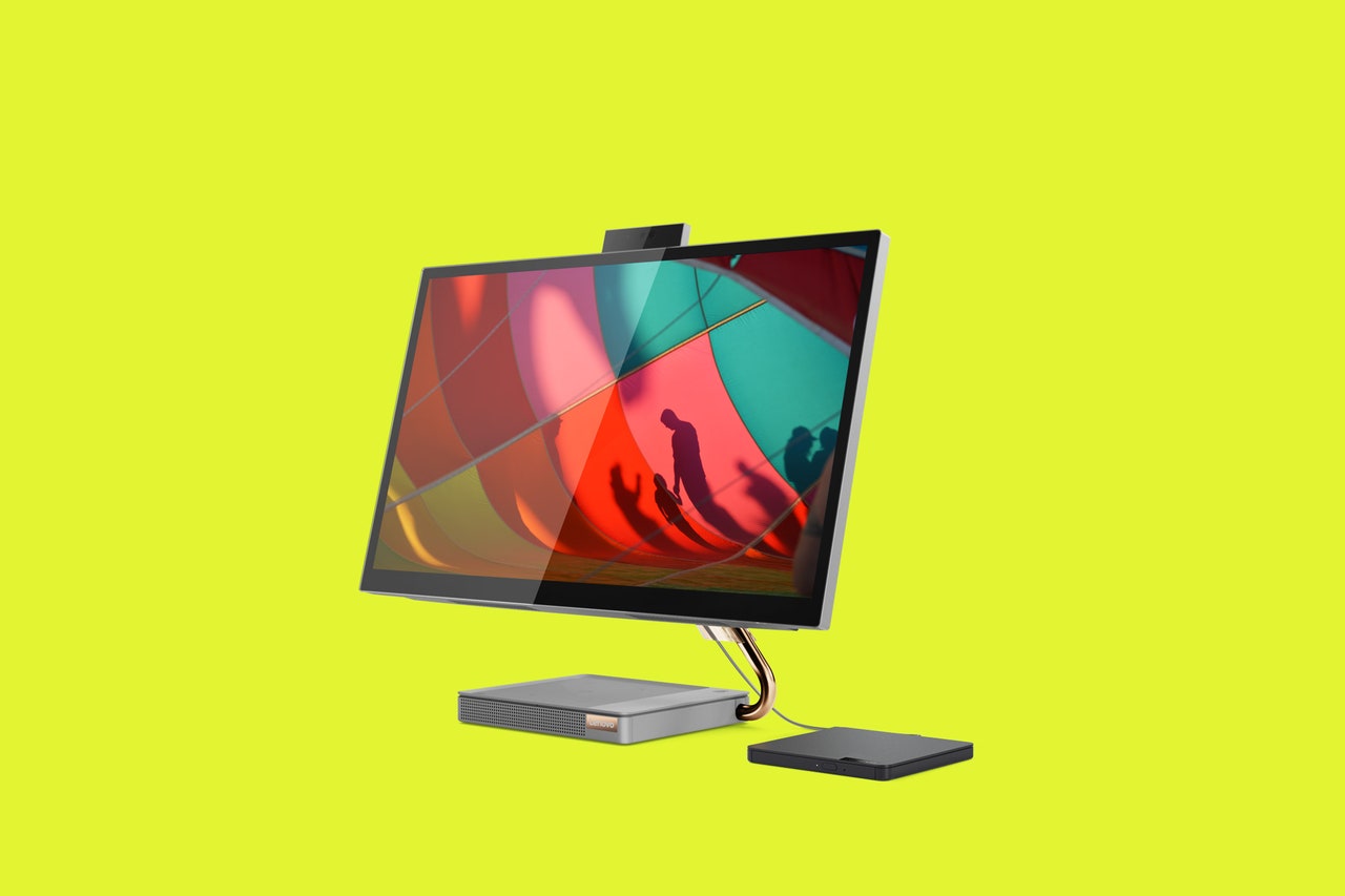 Lenovo's Desktop PC Has Plenty of Beauty, Not Enough Brawn