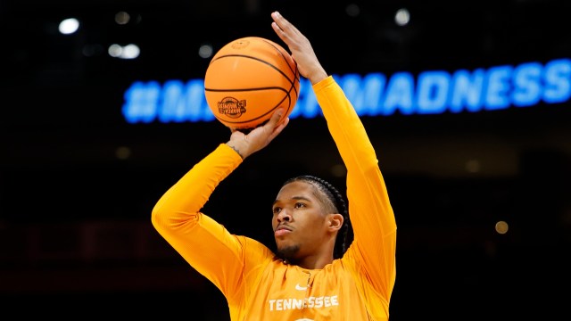 Tennessee Volunteers guard Zakai Zeigler