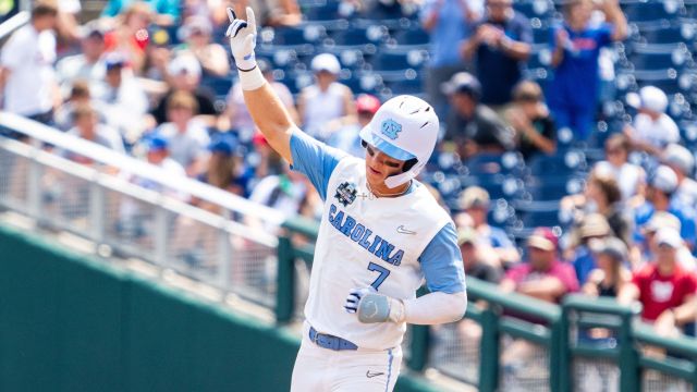 North Carolina outfielder Vance Honeycutt