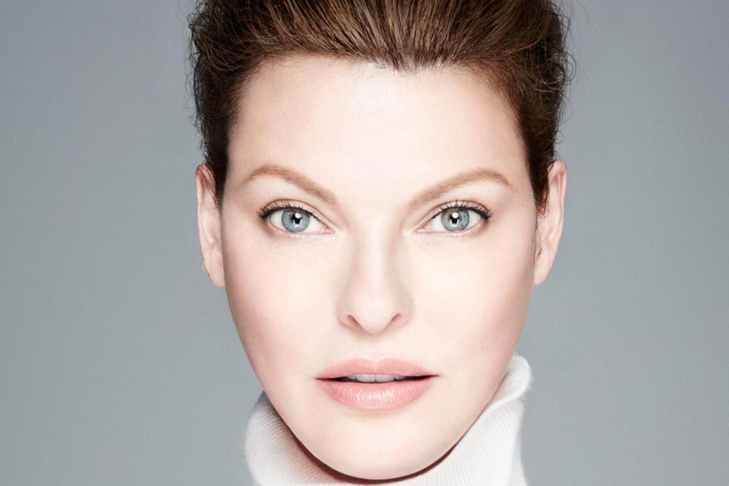 Linda Evangelista claims she has been "permanently deformed" by her CoolSculpting experience.