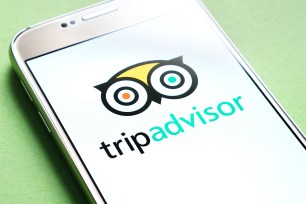 Tripadvisor logo.