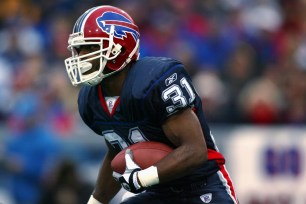 Charlie Rogers during a game with the Buffalo Bills in 2002.