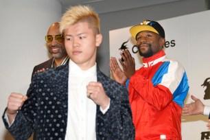 Tenshin Nasukawa and Floyd Mayweather Jr.