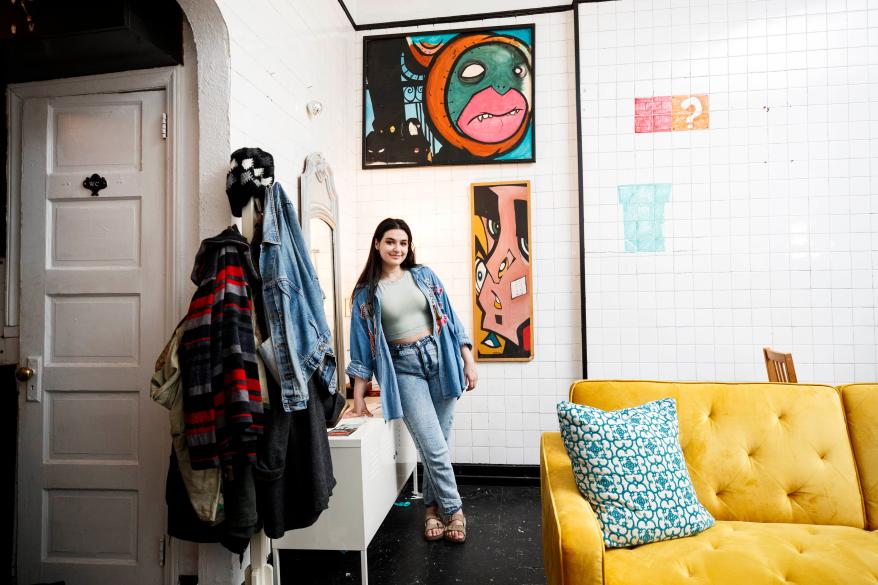 Lily Bilgrey's apartment owes its quirky charm to her "stooping" skills.