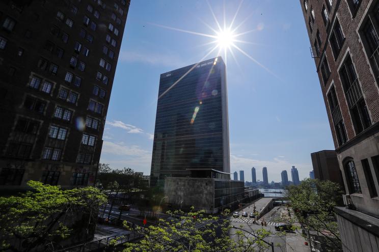 Sparse traffic due to coronavirus, moves past the United Nations headquarters