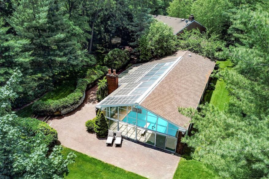 An aerial of 26 Serenite Lane in Oyster Bay.