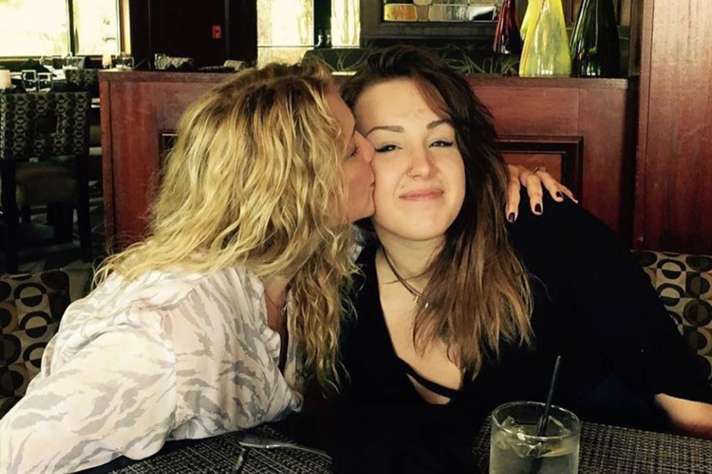 Hannah Price's mother, Deanna (left), posted a heartfelt message on social media after her daughter died.