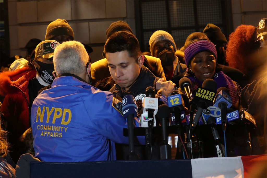 Members of the NYPD reflected on the passing of Jason Rivera and Wilbert Mora. 