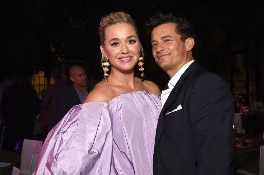 Katy Perry Orlando Bloom smiling