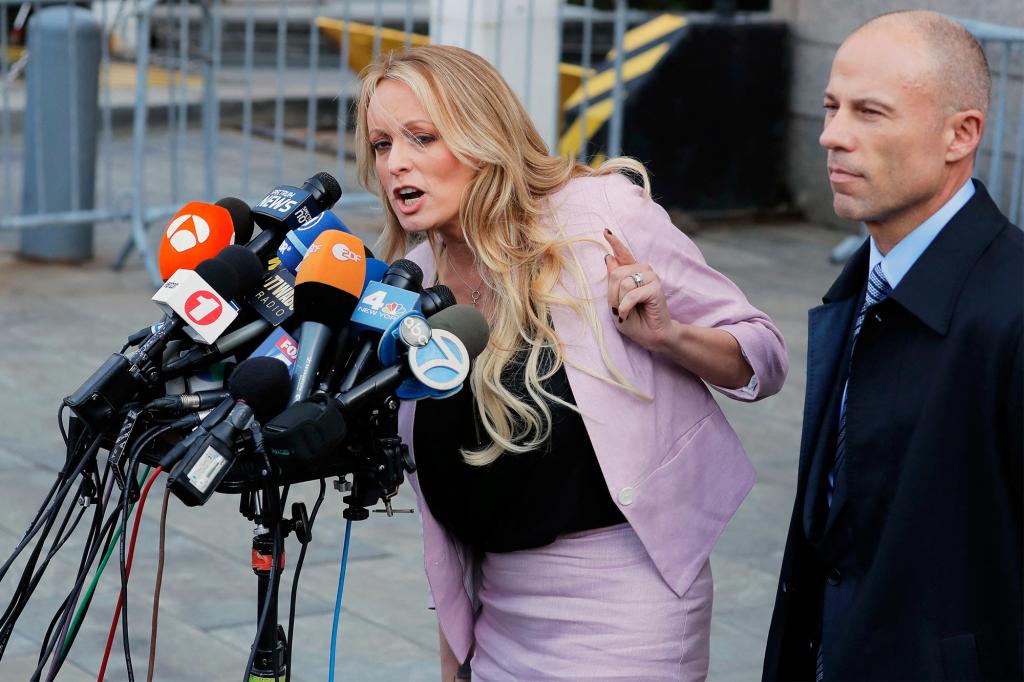 Daniels claimed that Avenatti stole two book-advance payments from her in 2018.
