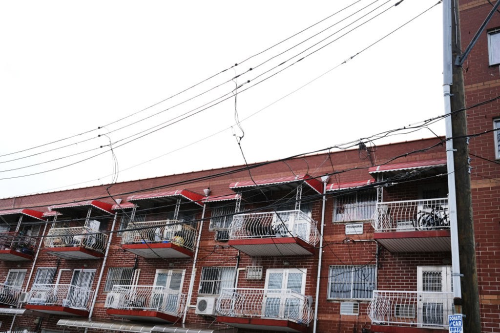 NEW YORK, NEW YORK - APRIL 03: Apartment buildings fill neighborhoods in the Queens borough,  which has one of the highest infection rates of coronavirus in the nation, on April 03, 2020 in New York City. Hospitals in New York City, the nation's current epicenter of the COVID-19 outbreak, are facing shortages of beds, ventilators and protective equipment for medical staff. Currently, over 100, 000 New Yorkers have tested positive for COVID-19. (Photo by Spencer Platt/Getty Images)