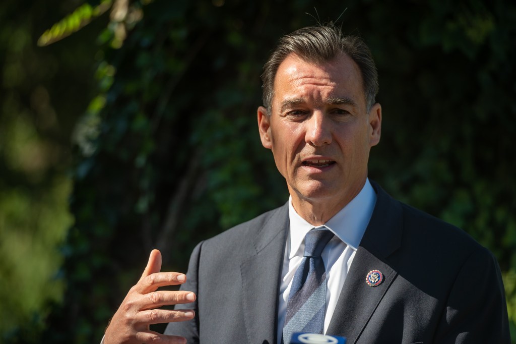 Tom Suozzi