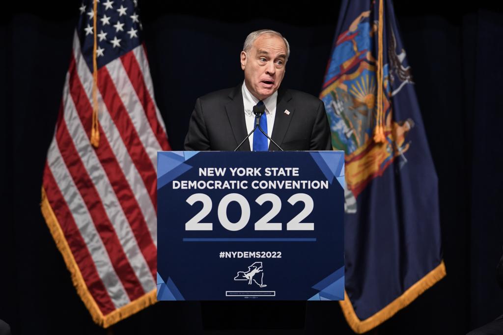 New York State Comptroller Thomas DiNapoli speaks at The New York State Democratic Committee.