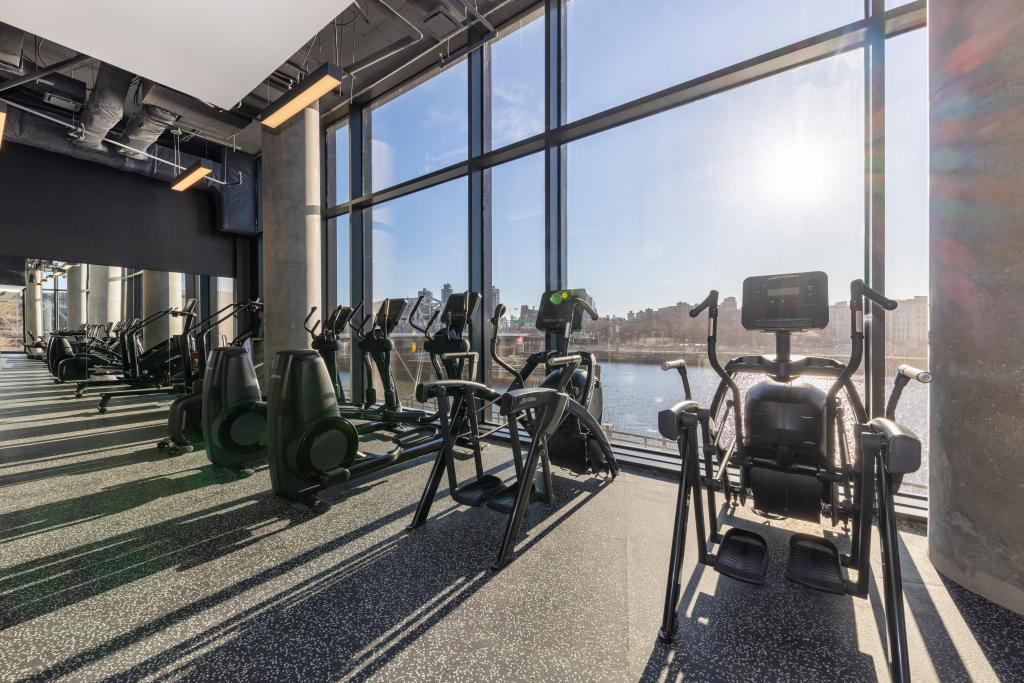 Amenities include a gym -- with a view, to boot.