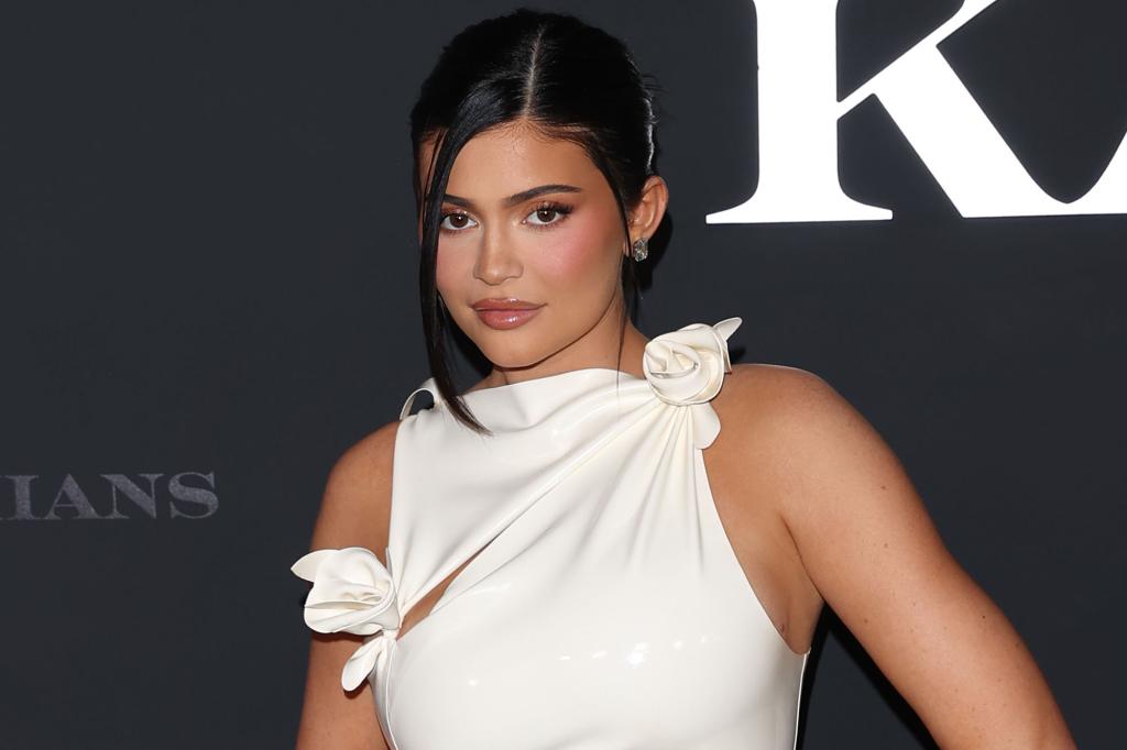 EXCLUSIVE: Kylie Jenner looks stunning as she quietly attended The Kardashian' Hulu TV show viewing party in Hollywood. 08 Apr 2022 Pictured: Kylie Jenner. Photo credit: TheRealSPW / MEGA TheMegaAgency.com +1 888 505 6342