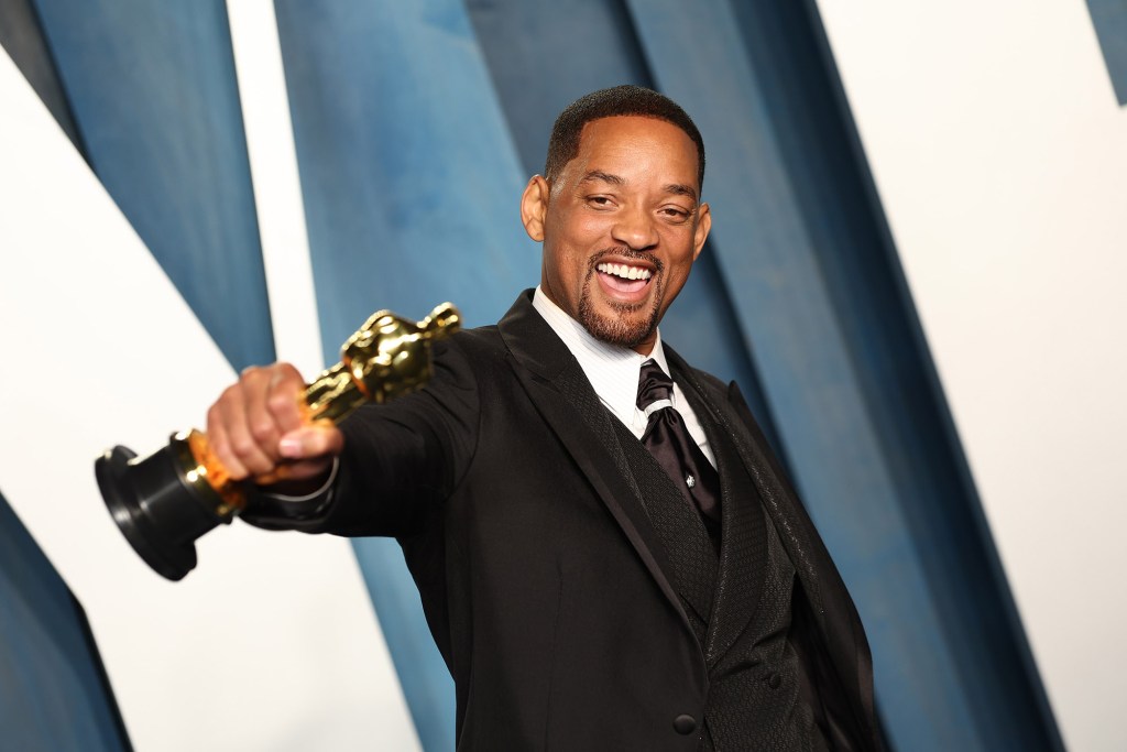 Will Smith attends the 2022 Vanity Fair Oscar Party hosted by Radhika Jones at Wallis Annenberg Center for the Performing Arts on March 27, 2022 in Beverly Hills, California. 