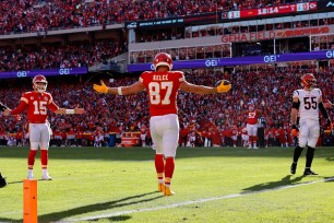 Travis Kelce finds the endzone in the AFC Championship game.