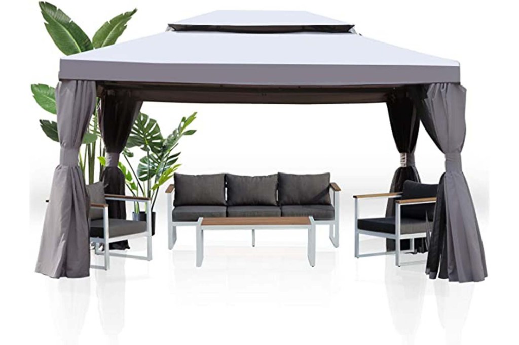 Grand patio gazebo