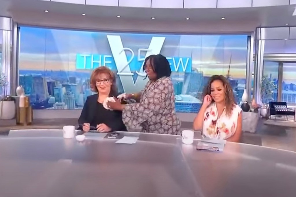 Whoopi Goldberg sprays Joy Behar on "The View"