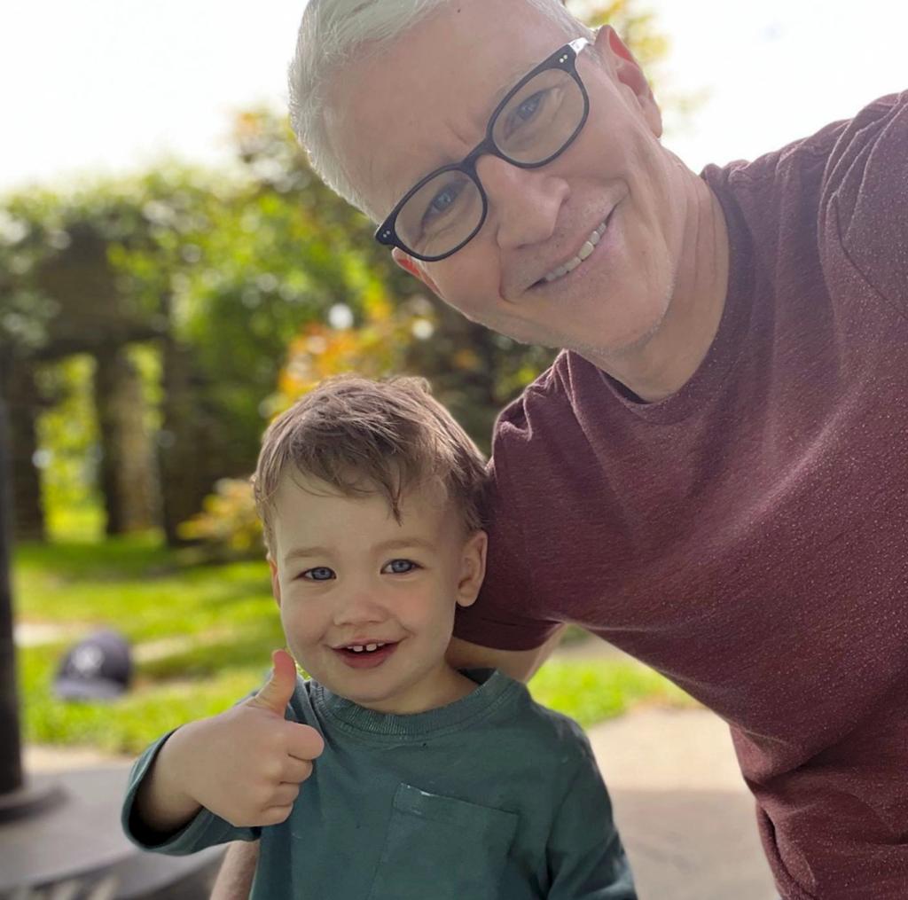 Anderson Cooper poses with his son. 