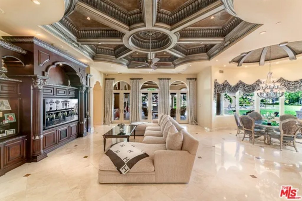 britney spears new calabasas home