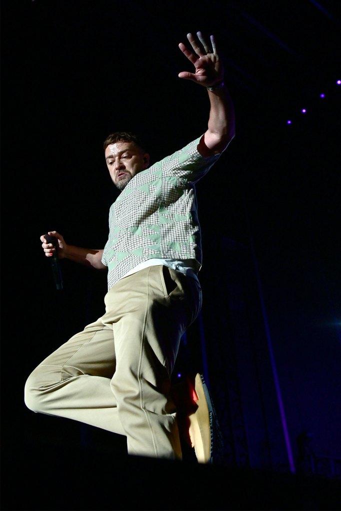 Fans compared his rendition of the famous "Beat Ya Feet" dance he did onstage at the Something in the Water music festival to the hokey pokey.