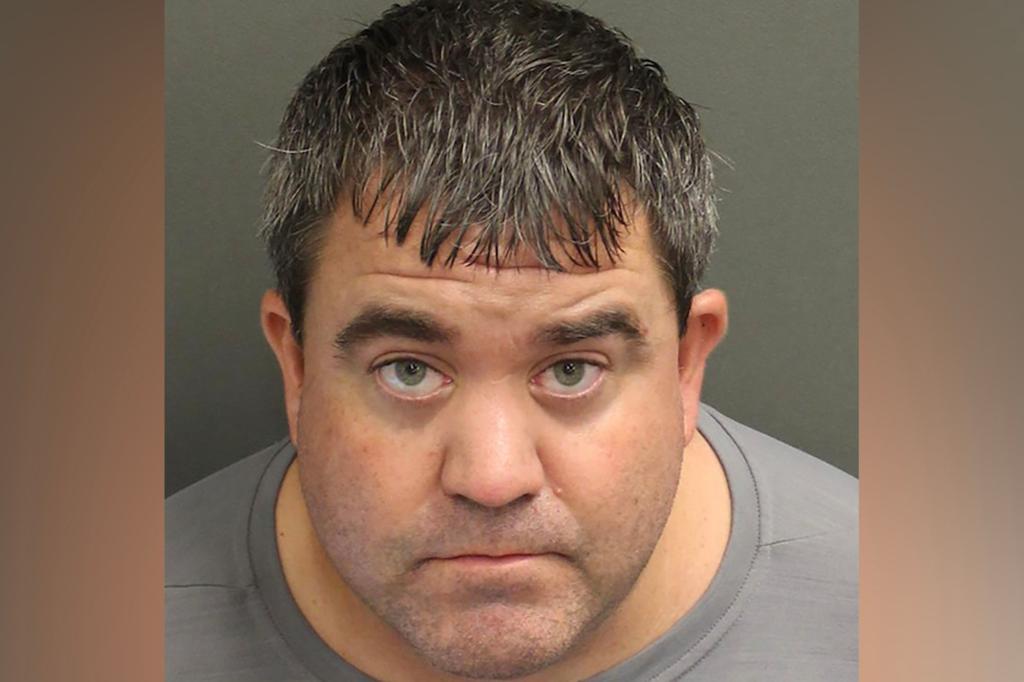 David Emerson Proudfoot allegedly disguised as a security guard and stole a R2-D2 replica model in Disney World.