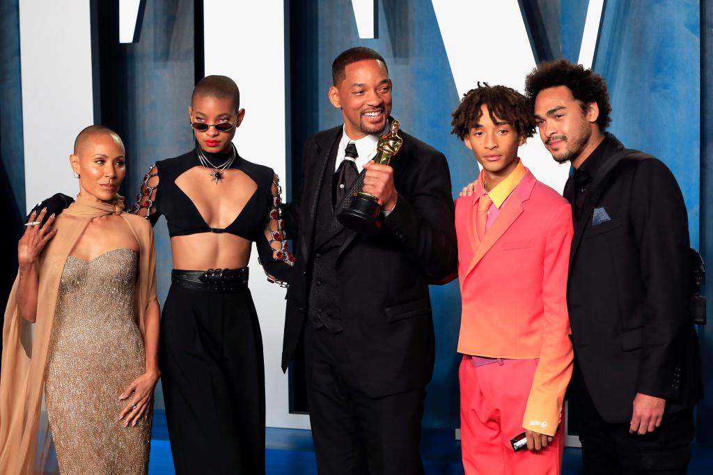 Jada Pinkett-Smith, Willow Smith, Will Smith, Jaden Smith, Trey Smith appear together at the 2022 Vanity Fair Oscar Party in Beverly Hills, California.