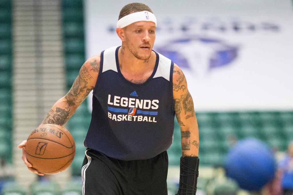 Delonte West at Texas Legends basketball league in 2015.