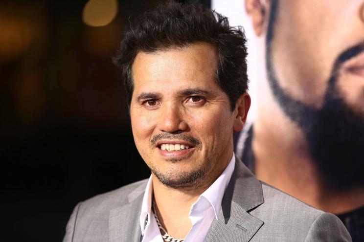 Former Luigi actor, John Leguizamo, has called out the casting decisions made on the new Super Mario Bros. movie.