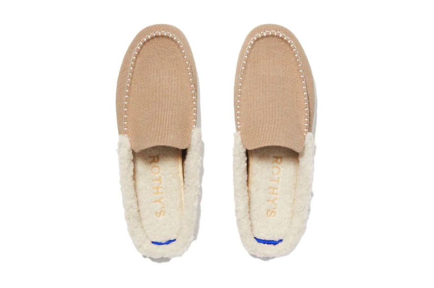 Rothy's beige shearling lined slippers