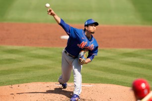 Mets pitcher Kodai Senga throws during the second inning against the Cardinals on March 5, 2023.