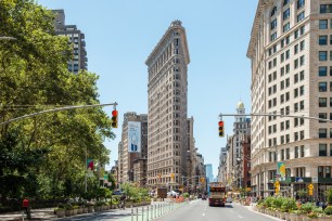 flatiron building auction march 22