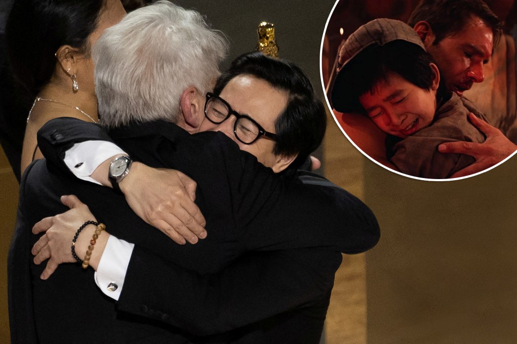 Fans were delighted by the reunion between "Indiana Jones and the Temple of Doom" stars Ke Huy Quan and Harrison Ford at Sunday night's Oscars.