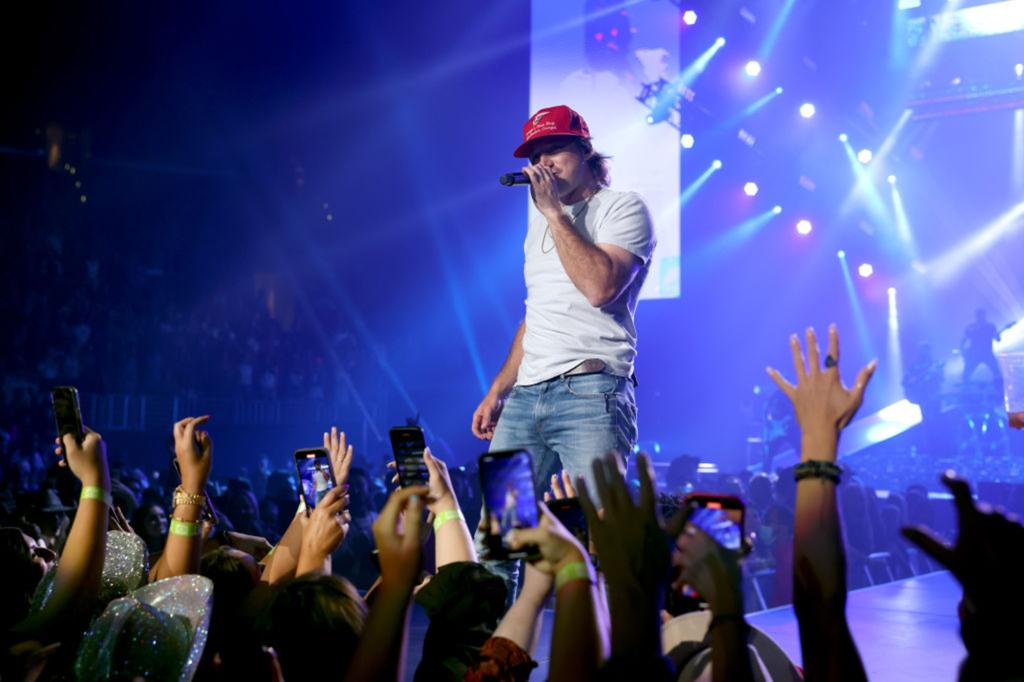 Wallen performs onstage during Morgan Wallen's Dangerous Tour, Night 2 at Los Angeles' Crypto.com Arena on September 25, 2022 in Los Angeles,