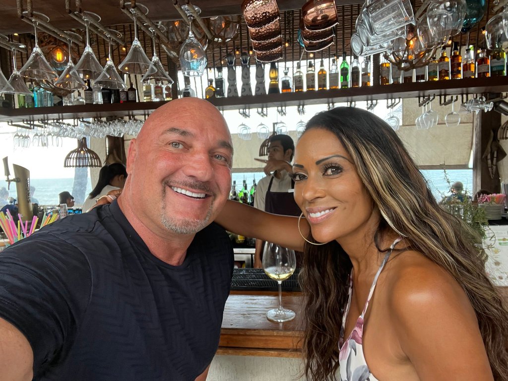Jay Glazer pictured with his now fiancée Rosie Tenison.