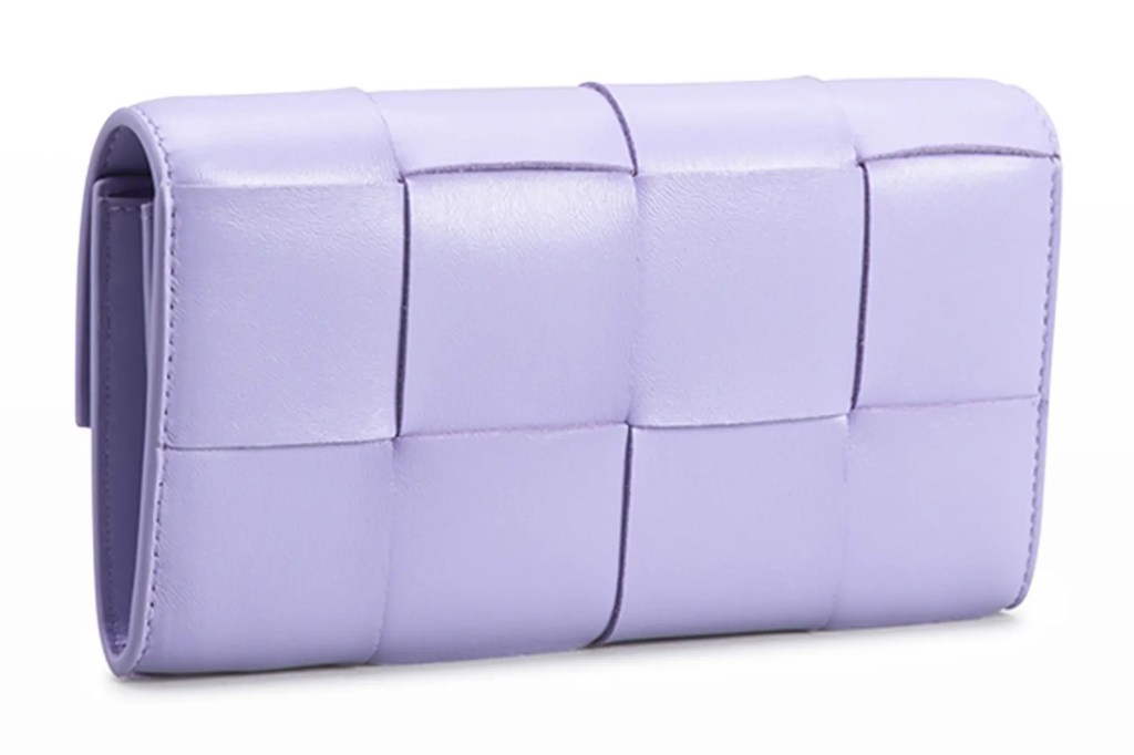 Purple geometric clutch