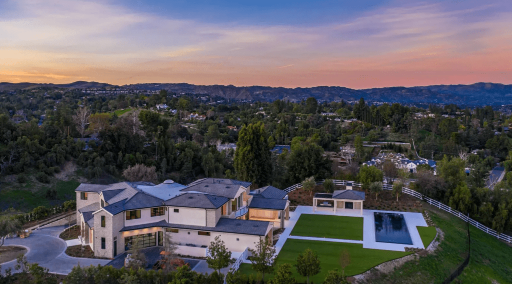 Dwayne Wade and Gabrielle Union's California home where they currently reside.