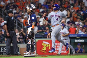 Francisco Alvarez scores a run in the eighth inning of the Mets' 4-2 loss to the Astros on June 20.