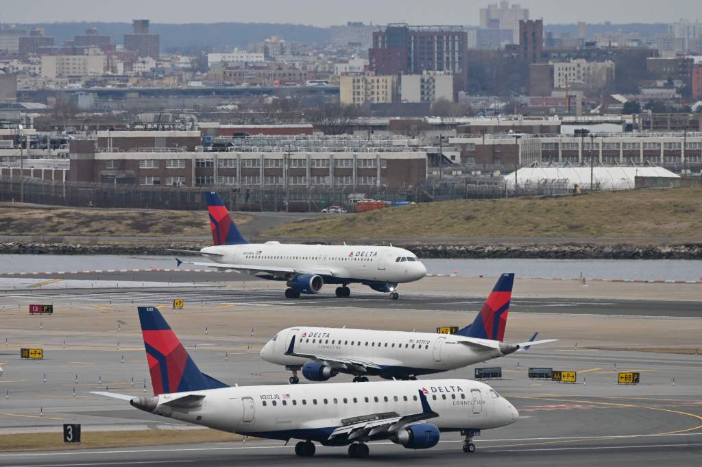 A Delta Airlines Airbus A350 turned around back to Atlanta on Friday night because of diarrhea throughout the airplane. 