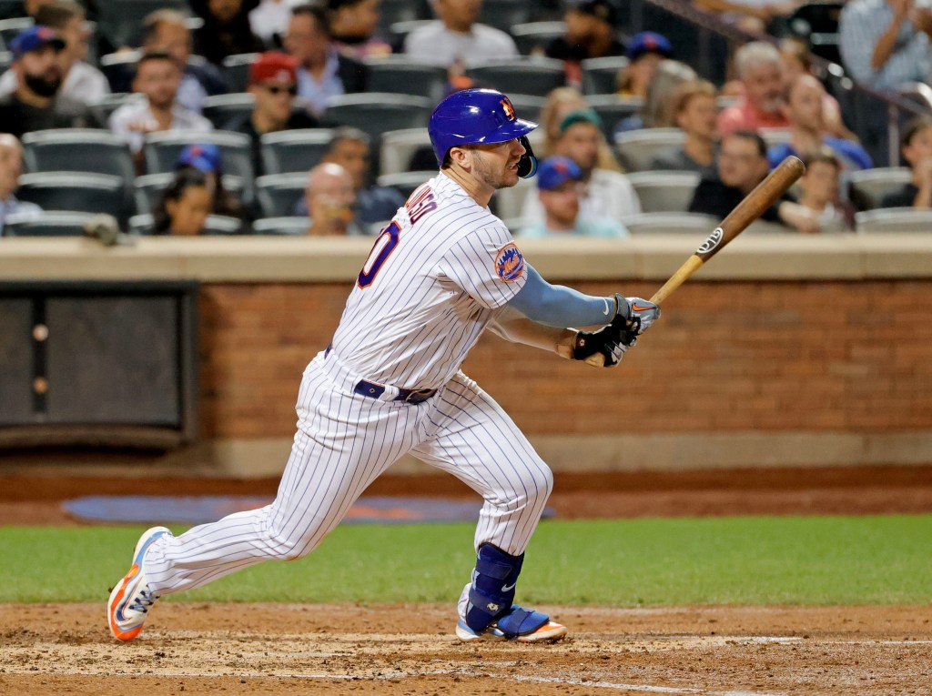 Pete Alonso belts a two-run double during the fourth inning of the Mets' win.