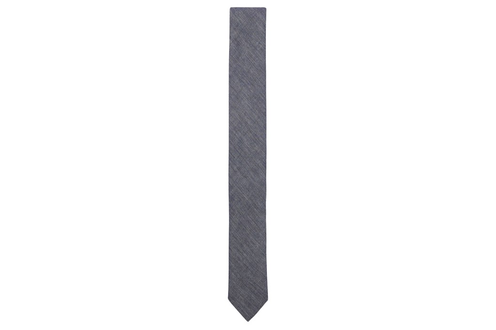 Light gray cotton linen men's skinny tie.