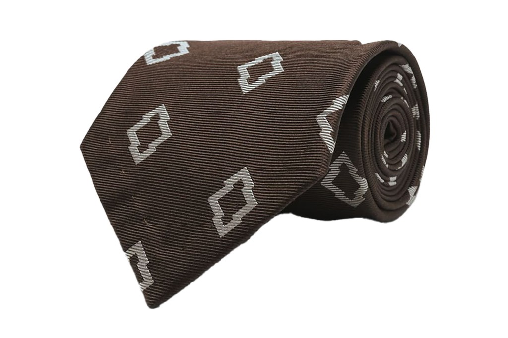 Brown men's tie with silver decorative diamond pattern.
